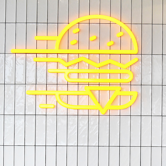 Burger Road Restaurant Interior Design
